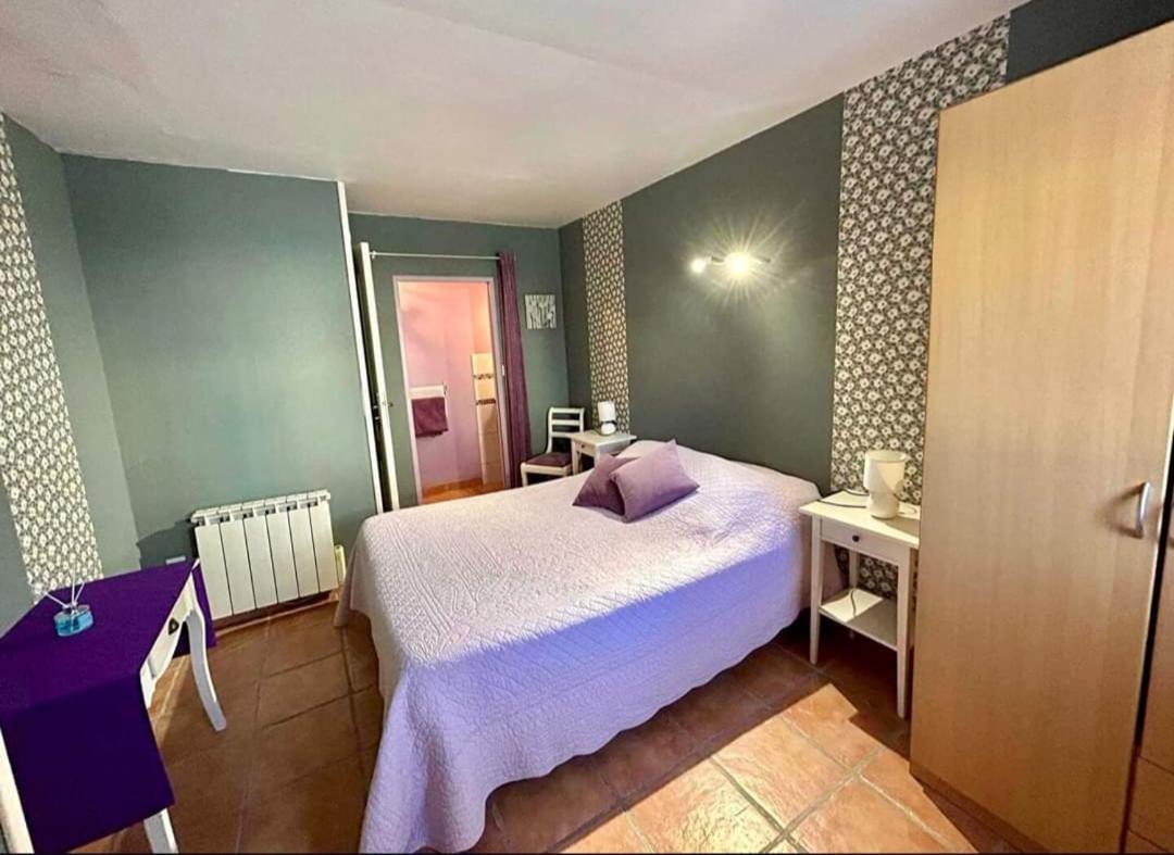 La Chevrie Hotel Les Oubeaux Bagian luar foto